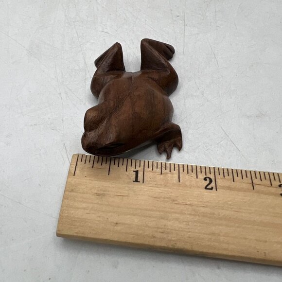Vintage Wooden Frog Figurine, Hand Carved, Frog Collectibles, Frog Decor, Frog E - Picture 10 of 11